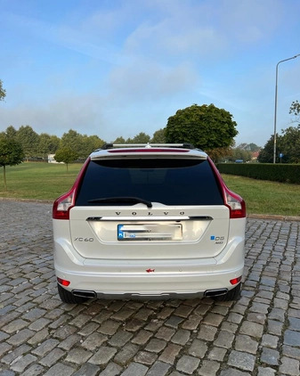 Volvo XC 60 cena 105000 przebieg: 150000, rok produkcji 2015 z Trzebnica małe 56